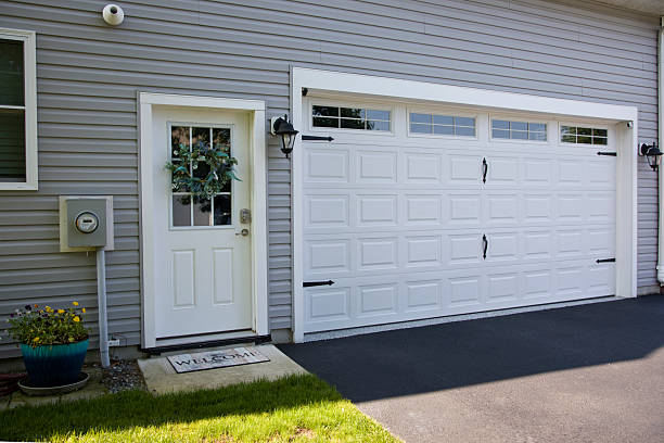 24/7 Emergency Garage Door Panel Replacement experts in Homer, GA